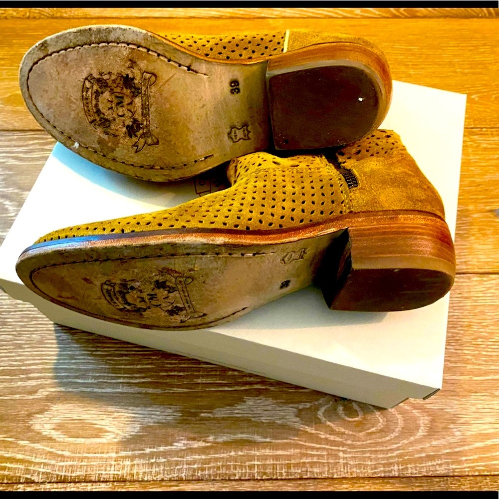Sundance Catarina Megan perforated Boots - Picture 3 of 5